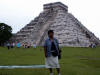 Chichen-Itza-016.jpg (319506 bytes)